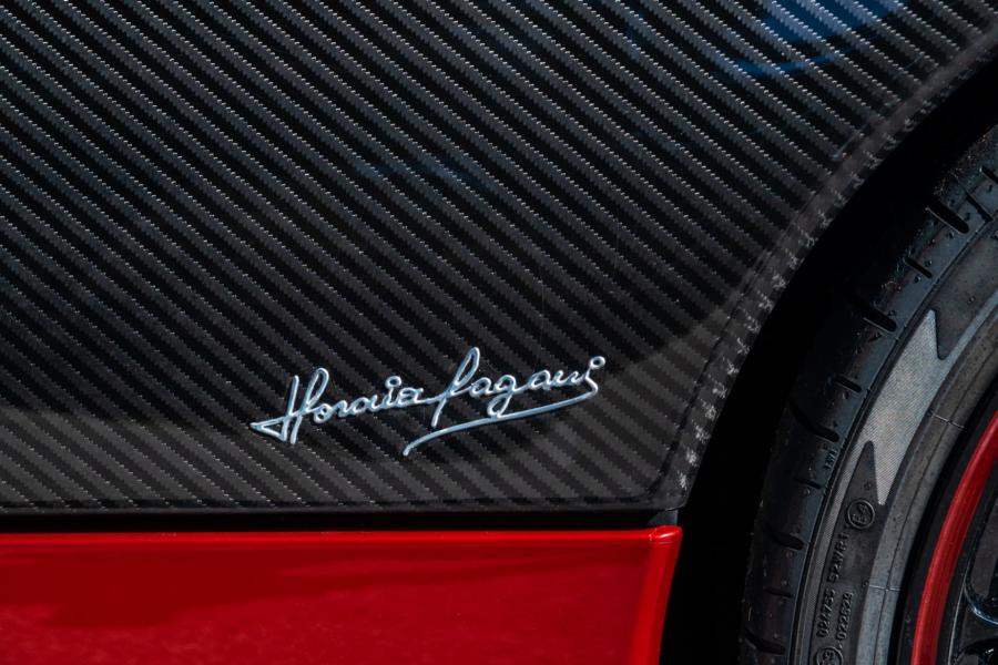 Детали экстерьера Pagani Huayra Pacchetto Tempesta (57/100) 2019 года  (фото 20 из 21)